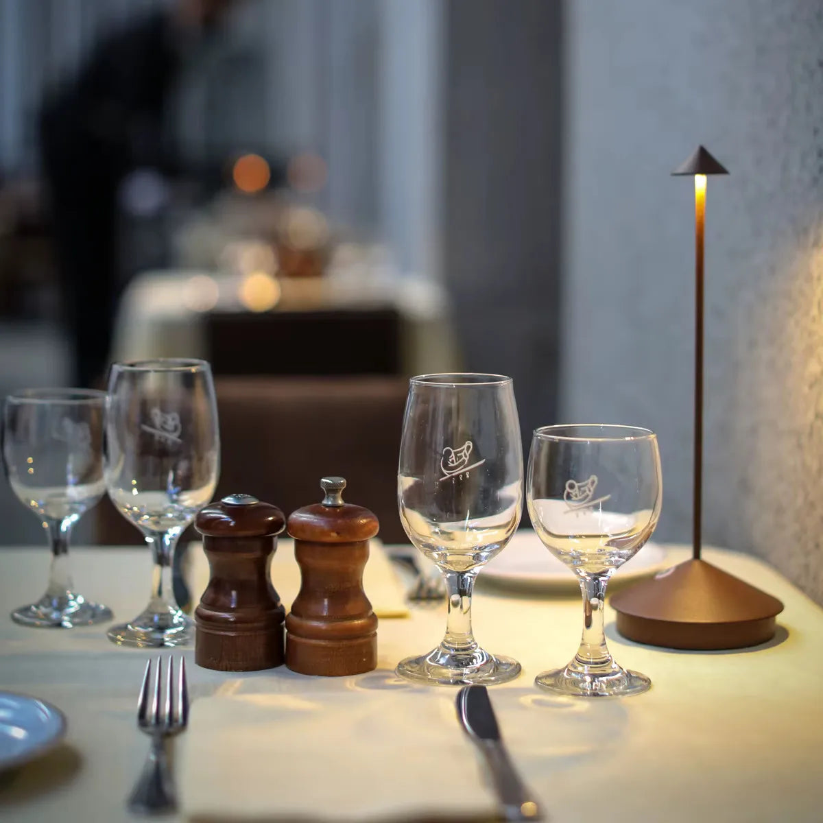 Elegant Touch Rechargeable Table Lamp™